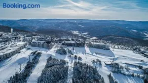 Expedition Station Trail Resort Ski-in-Ski-out - Image 1
