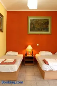 ODYSSEIA Camping & Bungalows - Image 3