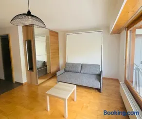 Charmant studio rénové situé dans les bains d'Ovronnaz, immeuble les Sources - Image 5