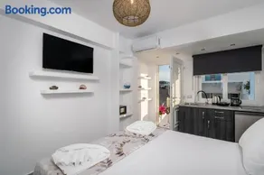 Serenity Studio in Pollonia - Image 4