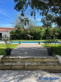 La Rochelle Exceptional Property, Park, Pool, - Image 2
