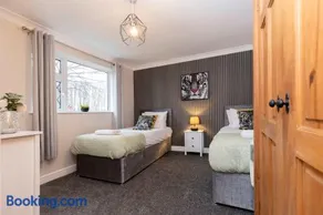 Village Bolt Hole Near Redcar - Image 3