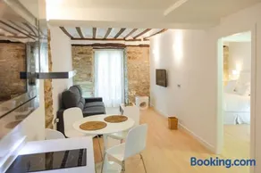 Palacio del Agua Apartamentos - Image 3