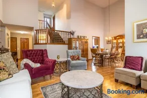 Sleeps 12! Main Level Primary Suite-Beautiful Backyard Oasis - Image 2