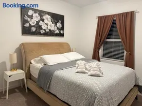 Private Guest Suite - Shows and Hard Rock - Image 3