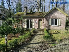 Rainbow Lodge - Image 2