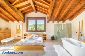 Acogedora casa rural con jardín próxima a Pamplona - Image 1