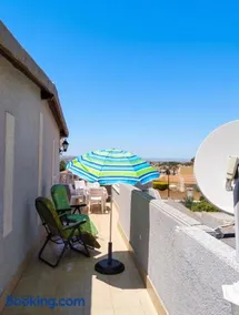 Ferienwohnung mit Terrasse und Pool | Poolblick - Image 2