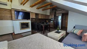Summit View Apartment - Image 2