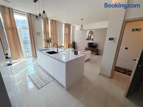 Bright & Stylish 2BR Quiet Terrace - Image 3