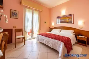 Hotel Driade sul mare - Image 2