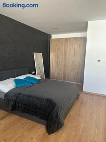 Sitka apartment - Image 3
