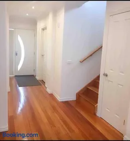 Tina house - Image 2