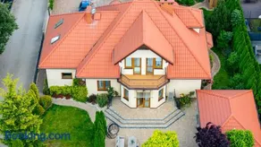 Golden Villas Garden Retreat - Private Garden & BBQ - Image 1