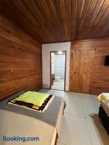 Quarto em casa familiar - Image 3