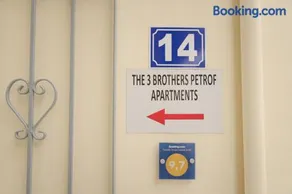 The 3 Brothers' Apts - Image 3