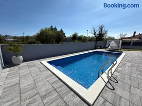 Villa H - Image 3