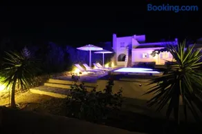 Blue Xenia - Villa 2 - Image 4