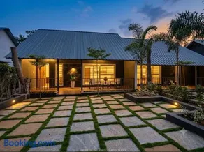1000 SILVERS -Farm Stay - Image 2