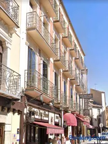 Hostal Plaza - Image 5