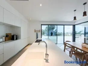 4 Bed Luxury Villa on Las Colinas Golf Resort - Image 4