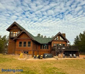 Lake Tower Lodge - Image 1