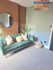 Calm Flat, West Kilbride Contractors & Couples - Image 2