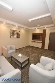 برج الفخامة لشقق المخدومة - Image 3