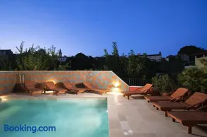 Villa Casa Nova with Heated Pool, Spa area & Game Room - Image 3