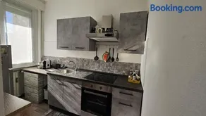 Dana's House - Image 4