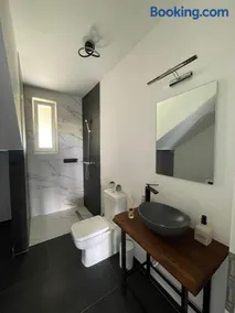 BIA Twin House - Image 4