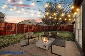 Fireside Retreat Sleeps 10 Foosball Fire pit - Image 4