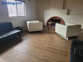 3BR & Loft near Palmdale Hospital - Image 3