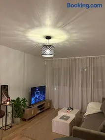 Chambre privée dans un appartement partagé - Image 3