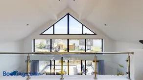 Lakeside property with spa access on a nature reserve Beaumont Village 25 BV25 - Image 2