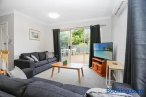 Opposite Bennetts Beach - Image 3