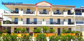 Apartmenthotel Sithon - Image 1