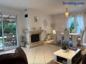 belle maison 3 k m de Paris - Image 2