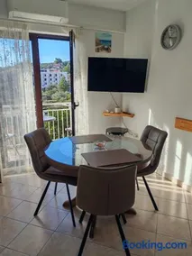 Apartment Seman - Image 1