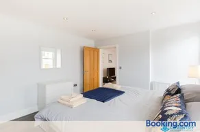Hill Cottage Apartments Coleshill Open for NEC weekend visitors - Hosted By Coventry Accommodation - Image 4