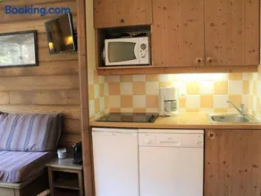 Charmant 2 Pièces avec Piscine, Parking et Animaux admis à Vars Les Claux - Image 2