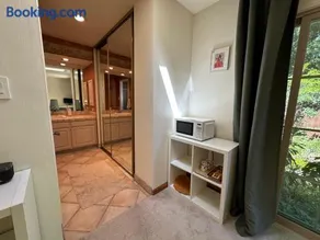 Private Master Suite - Image 4