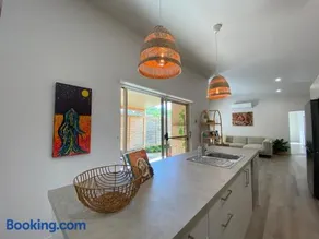Charming Beach Getaway - Image 2