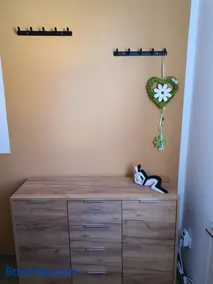 modern und mittendrin, das ist Monty - Image 3