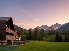 Trutscher Häusl - Luxury Dolomites Chalet with Private Hot Tub - Image 1