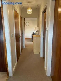 Vicarage Court detached bungalow - Image 2