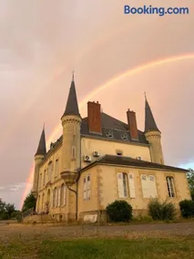 Chateau Le Plessis - Image 1