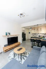 Stylish Urban Getaway by thesbnb - Image 3