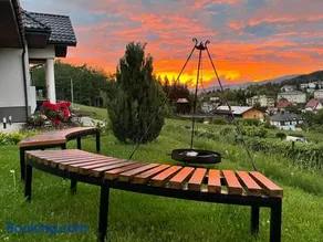 Apartament Słoneczna Rapsodia - Dwupoziomowy Apartament z Widokiem, Tarasem i Ogrodem - Image 1