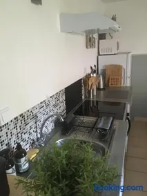 LA GRENOUILLERE- Gîte 9 personnes, 3 chambres, 3 sdb, 3 toilettes, idéal pour séjour court ou étape - Image 3